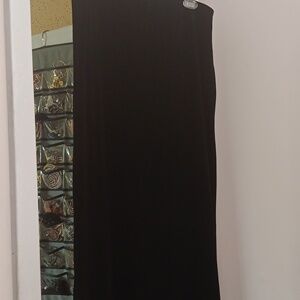 HOT KISS Velour Maxi Skirt